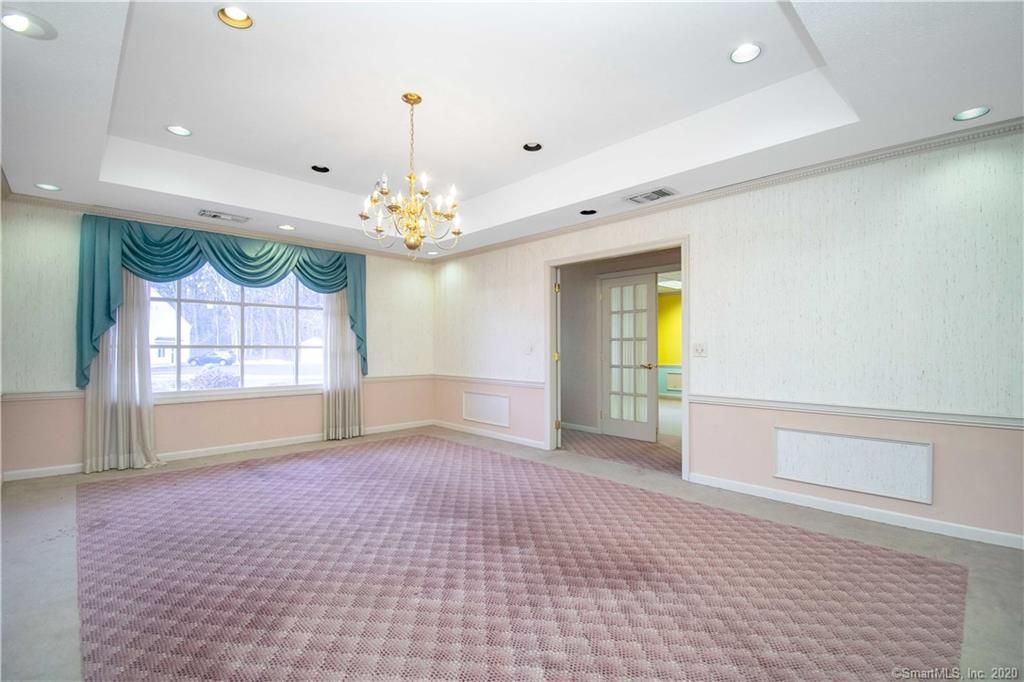141 Hazard Ave, Enfield, CT 06082